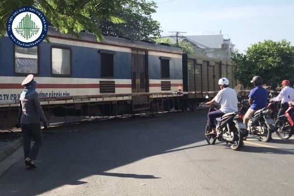 Cách tính chiều cao của hành lang an toàn giao thông đường sắt được quy định ra sao?