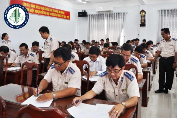 Chấp hành viên là ai?