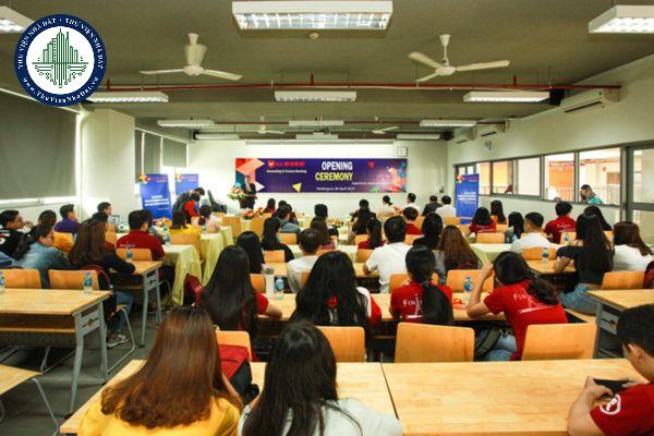 Chương trình đào tạo, thời gian học tập trình độ đại học được quy định thế nào?