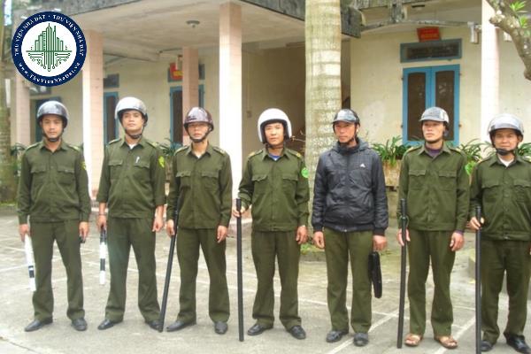 Công an xã có được trang bị vũ khí, công cụ hỗ trợ không?