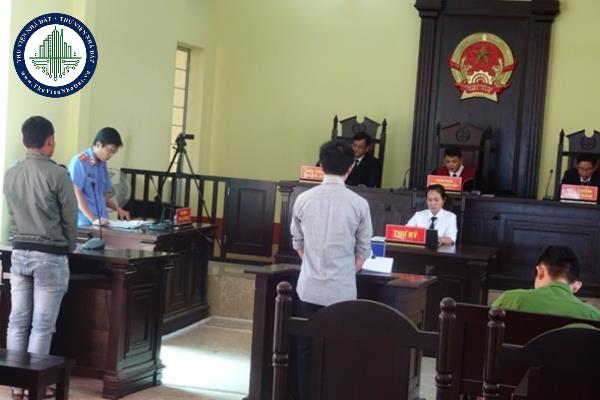 Điều kiện được đương nhiên xóa án tích đối với người bị kết án theo Bộ luật hình sự hiện hành được quy định ra sao?