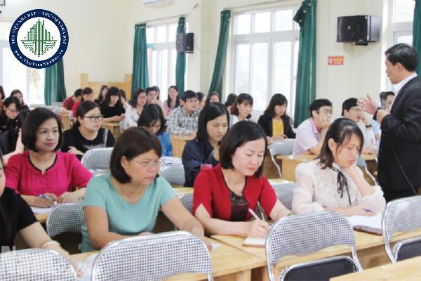 Định mức giờ chuẩn đối với đội ngũ cán bộ tham gia giảng dạy đào tạo, bồi dưỡng công chức Tòa án được quy định như thế nào?