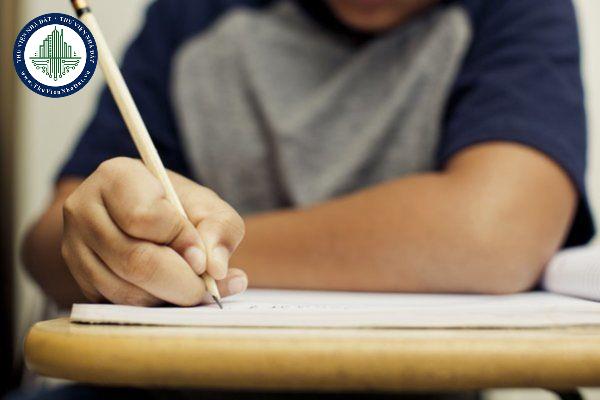 Đổi họ cho con sang họ khác có được hay không?