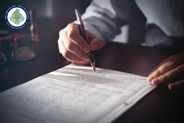 Em dâu có thể làm chứng cho việc lập di chúc được không?