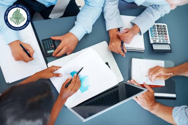 Giả mạo, khai man về các tài liệu trong hồ sơ để đủ điều kiện được cấp GCN đăng ký hành nghề dịch vụ kế toán bị xử phạt ra sao?