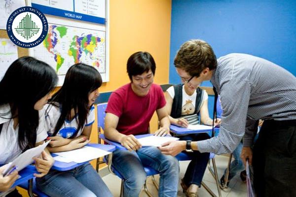 Giáo viên dạy học tại Trung tâm ngoại ngữ cần đáp ứng điều kiện nào?