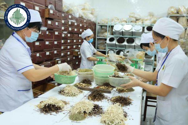 Kê đơn thuốc cổ truyền của cơ sở khám chữa bệnh có ứng dụng công nghệ thông tin trong kê đơn thuốc ngoại trú được quy định như thế nào?