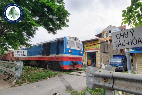 Khi xảy ra sự cố, tai nạn giao thông đường sắt dẫn đến dừng tàu thì phải làm gì?