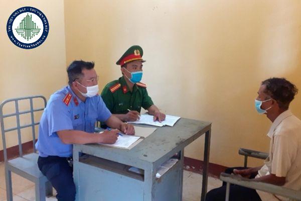 Kiểm sát viên có quyền tham gia hỏi cung bị can không?