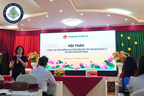 Mức trợ cấp tham quan, học tập, bồi dưỡng chuyên môn, nghiệp vụ đối với nhà giáo, cán bộ quản lý giáo dục công tác ở trường chuyên biệt được quy định ra sao?