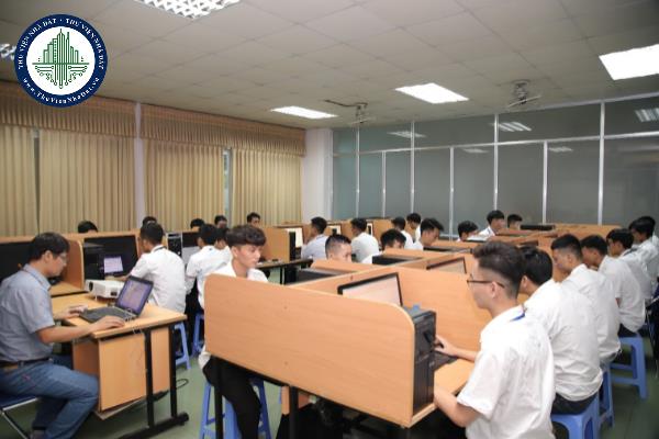 Nhiệm vụ của giảng viên chính tại trường đại học công lập?