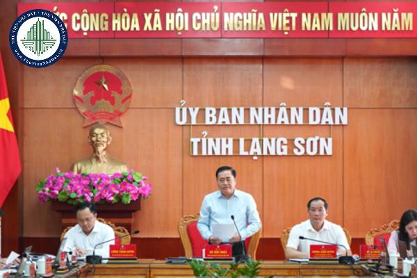 Nhiệm vụ, quyền hạn của Uỷ ban nhân dân tỉnh trong lĩnh vực văn hoá, thông tin, thể dục, thể thao được quy định như thế nào?