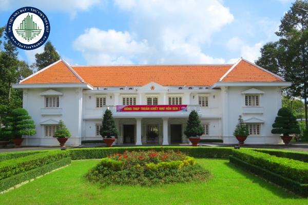 Nhiệm vụ, quyền hạn của Uỷ ban nhân dân tỉnh trong lĩnh vực xã hội và đời sống được quy định như thế nào?