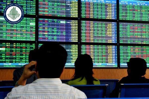 Nội dung giám sát của Ủy ban Chứng khoán Nhà nước được quy định ra sao?