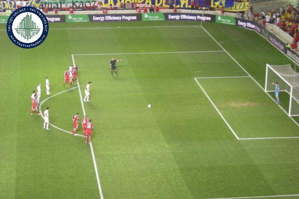 Phạt đền trong thi đấu bóng đá được quy định như thế nào?