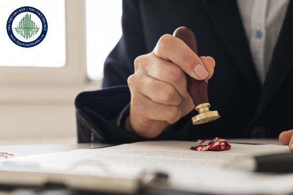 Quan hệ của công chứng viên với đồng nghiệp, tổ chức hành nghề công chứng, tổ chức xã hội nghề nghiệp công chứng được quy định như thế nào?