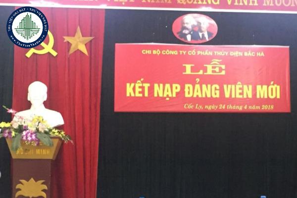 thuviennhadat.Sau khi làm lễ kết nạp, cần phải trải qua thời gian bao lâu để trở thành Đảng viên chính thức?