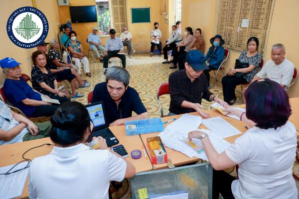 Thời điểm hưởng lương hưu của lao động nam sinh tháng 9/1965 được quy định như thế nào?