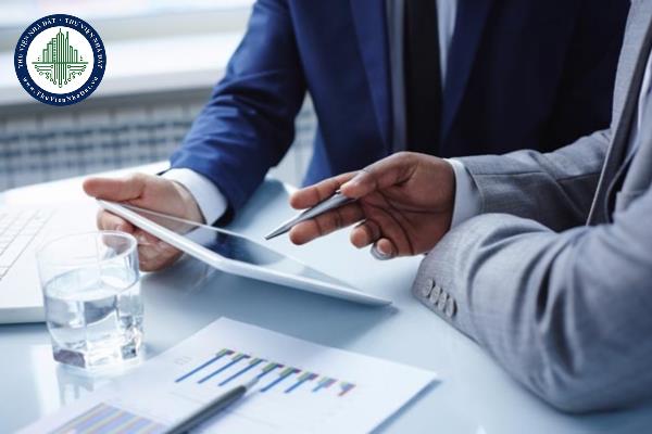 Thủ tục hợp nhất công ty luật nước ngoài được quy định như thế nào?