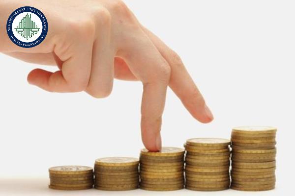 Tiền lương và các chế độ nâng lương, nâng bậc, phụ cấp, trợ cấp của người lao động được quy định như thế nào?