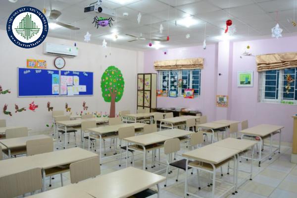 Tiêu chuẩn thiết kế nào áp dụng cho trường tiểu học và lớp tiểu học trong trường phổ thông?