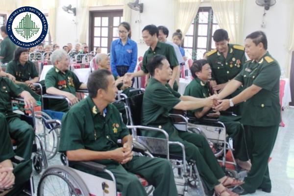 Việc quản lý hồ sơ người có công với cách mạng được quy định như thế nào?