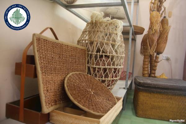 Xây dựng và phê duyệt quy hoạch phát triển các cơ sở sản xuất hàng mây tre được quy định ra sao?