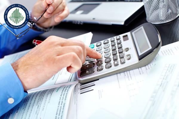 Xử phạt hành vi báo cáo tài chính không có chữ ký của người lập, kế toán trưởng, phụ trách kế toán được quy định như thế nào?