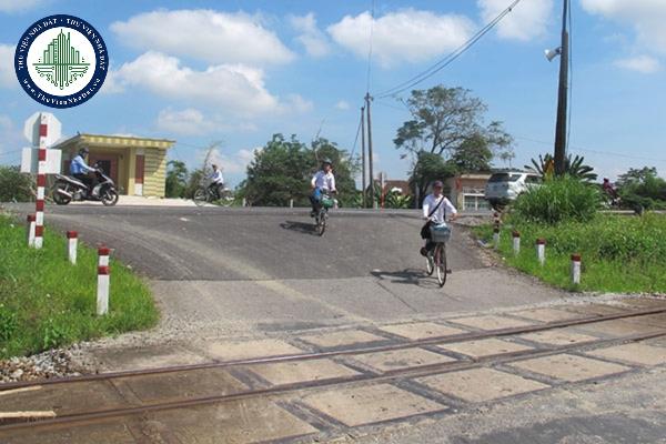 Yêu cầu kỹ thuật về kết nối tín hiệu trên đường bộ tại đường ngang được quy định như thế nào?