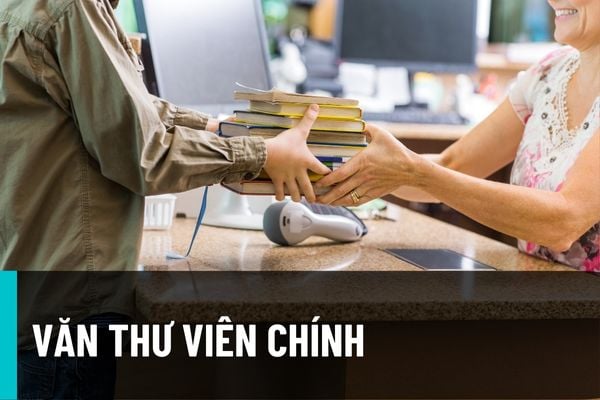 Từ ngày 15/8/2022, bổ sung tiêu chuẩn đối với công chức Văn thư viên chính có bằng đại học không phải chuyên ngành văn thư?
