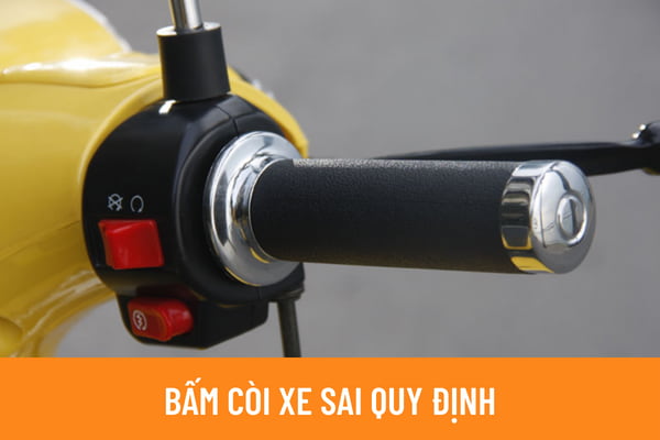 Bấm còi xe trong khung giờ nào là đúng quy định pháp luật? Bấm còi xe sai quy định thì bị phạt bao nhiêu?