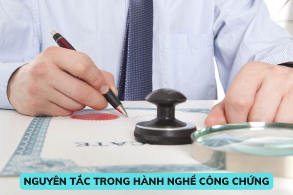 04 nguyên tắc trong hành nghề công chứng là gì? Công chứng viên không được làm những việc gì trong quan hệ với người yêu cầu công chứng? (Hình từ Internet)