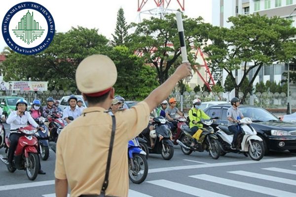 Cảnh sát giao thông phải công tác trong lực lượng từ 06 tháng trở lên mới được giải quyết tai nạn giao thông đường bộ?