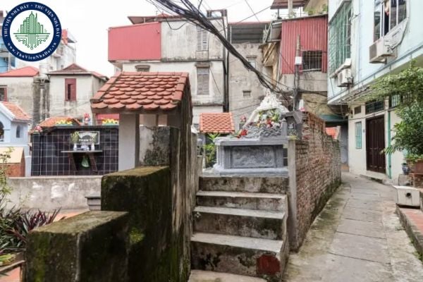 Bên hông nhà có mộ có sao không?