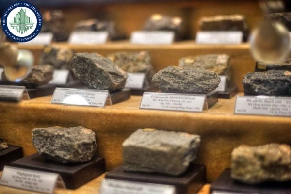 Tải file Thông tư 34/2025/TT-BNNMT mẫu biểu thông tin dữ liệu về địa chất khoáng sản và danh mục quy cách mẫu vật địa chất khoáng sản mẫu vật bảo tàng địa chất