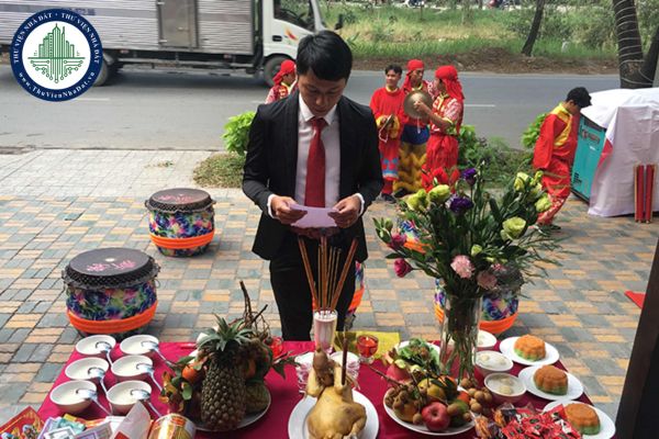 Bài văn khấn Thần tài cúng khai trương giúp kinh doanh thuận lợi