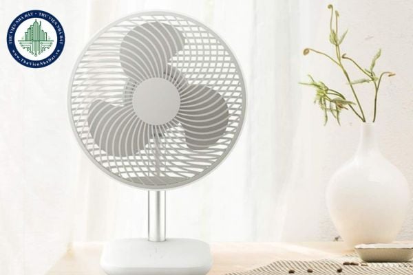 Quạt tích điện là gì? Kinh nghiệm chọn mua quạt tích điện hiệu quả cho mùa hè 2025