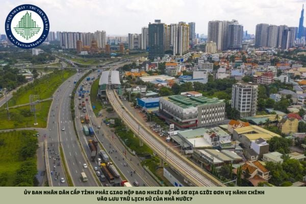 Ủy ban nhân dân cấp tỉnh phải giao nộp bao nhiêu bộ hồ sơ địa giới đơn vị hành chính vào lưu trữ lịch sử của Nhà nước?