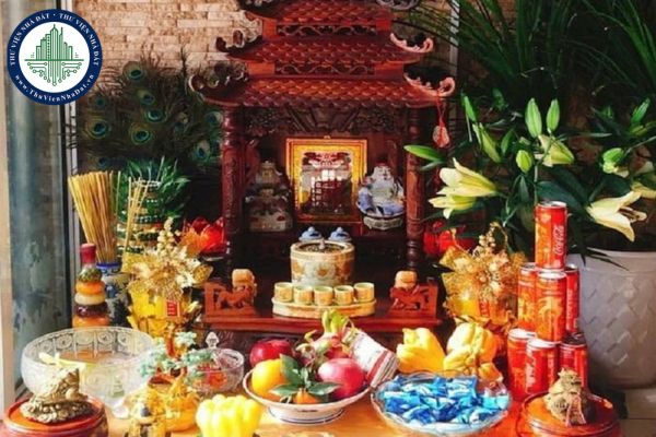 Có nên dùng lại bàn thờ Thần Tài cũ không?