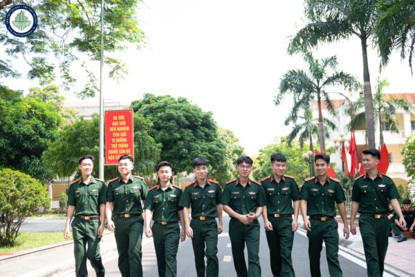 Điều kiện để trở thành quân nhân chuyên nghiệp? Quân nhân chuyên nghiệp có phải là đối tượng được hưởng chính sách nhà ở xã hội tại Hà Nôi không?