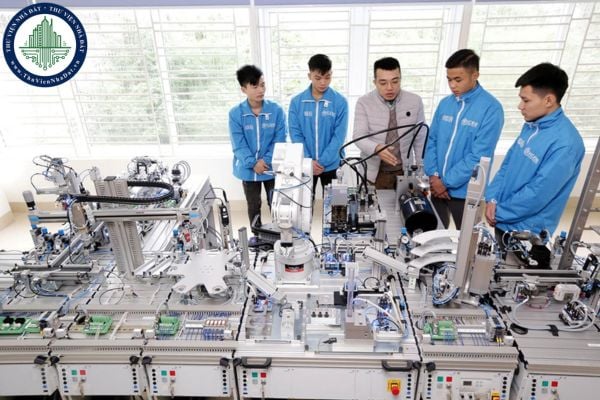 Chính sách của Nhà nước về phát triển giáo dục nghề nghiệp ra sao?