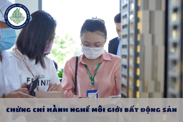 Có bắt buộc phải có chứng chỉ hành nghề môi giới bất động sản để hành nghề mô giới bất động sản không?