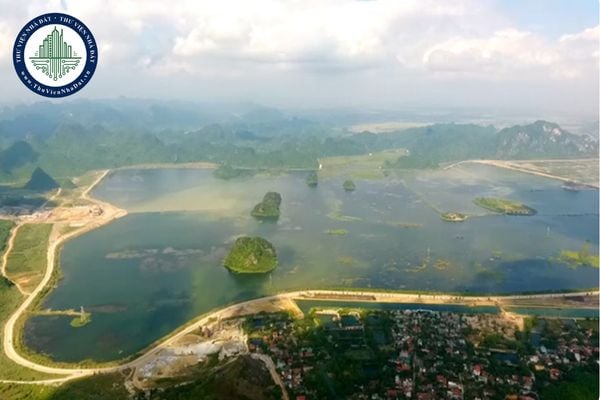 https://cdn.thuviennhadat.vn/upload/hinh-anh-bai-viet/LTMD/thang-8/29/ho-tam-chuc.jpg