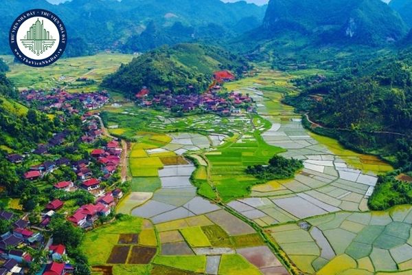 https://cdn.thuviennhadat.vn/upload/hinh-anh-bai-viet/LTMD/thang-9/3/bac-huu-lung-5.jpg