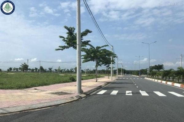 Bán đất xã Bình Sơn ngay cổng sân bay LT đối diện trường cấp 3bs