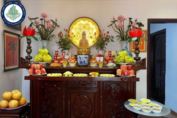 Những thứ không nên đặt trên bàn thờ để tránh gia đình bất hòa không may mắn