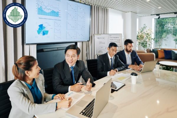 Ban quản trị nhà chung cư hoạt động theo mô hình Hội đồng quản trị của công ty cổ phần thì việc hoạt động có phải áp dụng toàn bộ quy định của Luật Doanh nghiệp không?