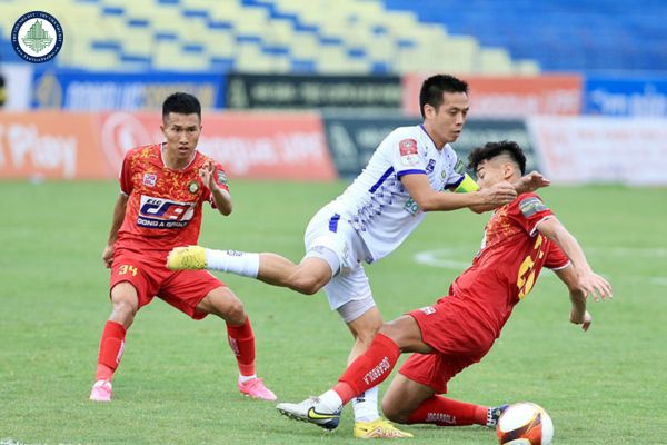 Lịch thi đấu vòng 14 V League 2025 mới nhất? Trải nghiệm bóng đá đỉnh cao với căn hộ tại TP Đà Lạt?