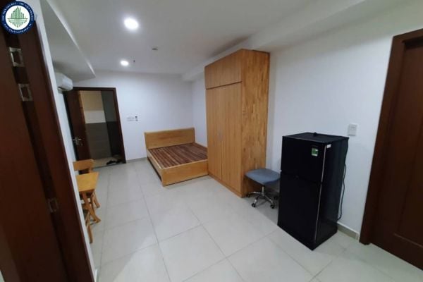 Cho thuê nhà nguyên căn quận 10, 3 tầng giá rẻ 12.5tr/tháng
