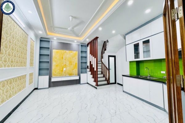 Nhà đẹp cho thuê giá ngộp tại Võ Văn Tần, Quận 3, DT 53,76m2